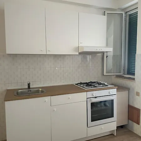 بيت ضيافة Perla Marina Capitolo